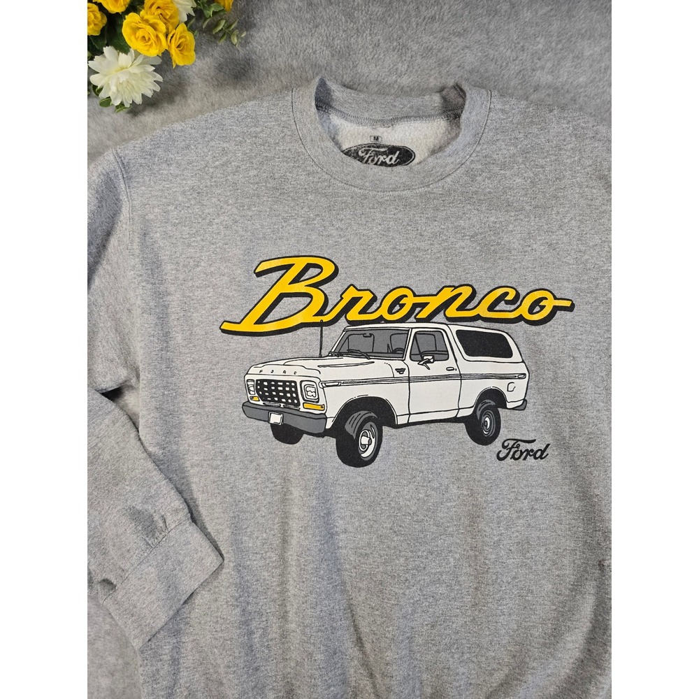 Ford Bronco Graphic Sweatshirt Adult Medium Gray Crewneck Pullover Truck Logo